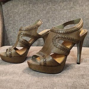 Max Studio Khaki Platform High Heels - Size 7 1/2